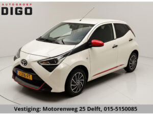 Toyota Aygo 1.0 VVT-i CORAL RED PACK 1e EIG. GARANTIE 7-2030* 5d